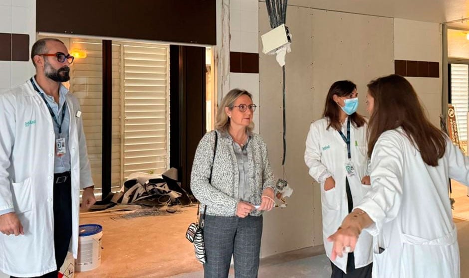 El Hospital Clínico de Zaragoza remodela sus espacios para mejorar la atención quirúrgica en Oftalmología. Al detalle en Redacción Médica