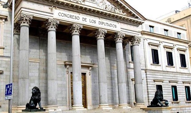 El Congreso concede a los veterinarios la reducción del IVA al 10%