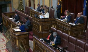 El Congreso convalida la subida de sueldos en sanidad: "Se dejan la piel"