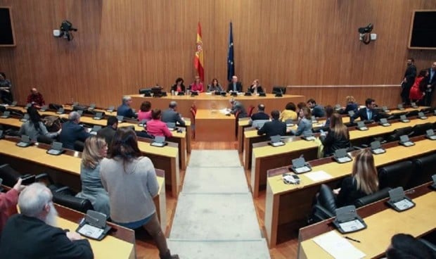 El Congreso da luz verde a promocionar Interna y Familia para salvar el SNS