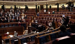 El Congreso se da una semana para definir la investigación de la vacunación