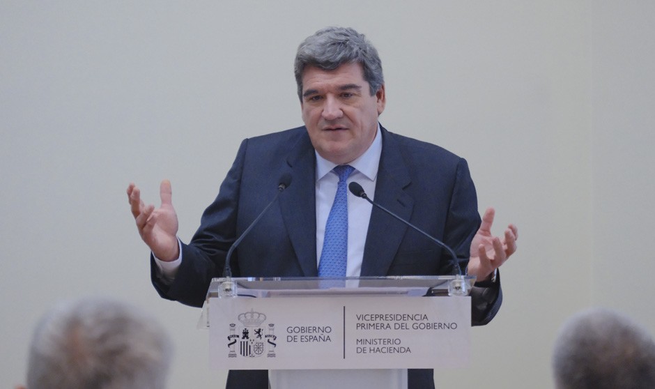 El Consejo de Ministros activará el martes el plus salarial del 0,5% al SNS