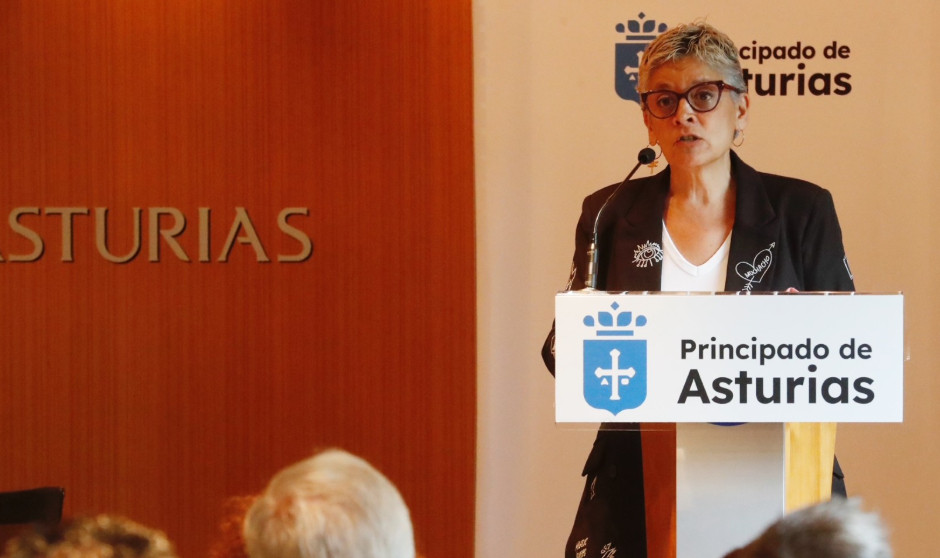  Concepción Saavedra, consejera de Salud del Principado de Asturias, en el Pacto de Salud Mental