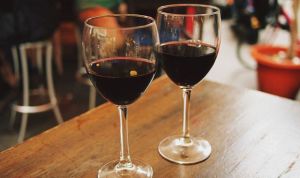 El consumo de alcohol provoca tres síndromes en el hígado