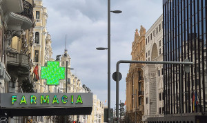 El convenio de farmacias acerca posturas pero mantiene las movilizaciones