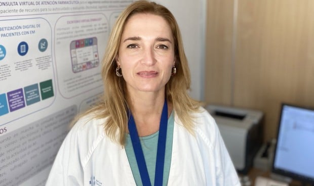 Pilar Díaz, y Farmacéutica especialista del Hospital Universitario Nuestra Señora de la Candelaria en Tenerife, explica cuál es el coste del tratamiento de VIH en pacientes que necesitan cambiar su medicación