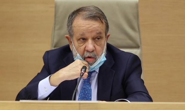 El Defensor del Pueblo denuncia la "temporalidad y escasez" en el SNS