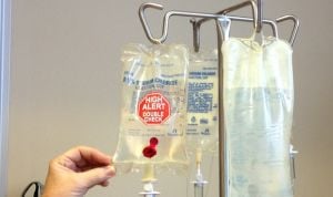 El doble de sesiones de ‘quimio’ no mejora su eficacia en cáncer de colon