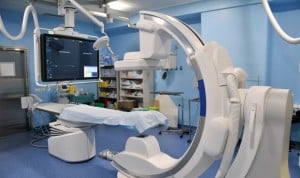 El Dr. Negrín pone en marcha un sistema de angiografía digital biplano