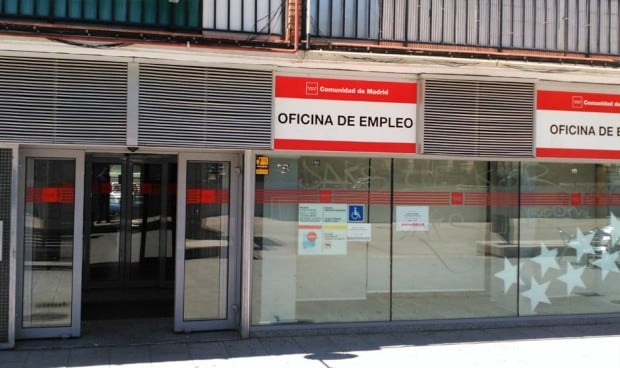 El 'efecto verano' llega a la sanidad, que suma 12.812 contratos en junio