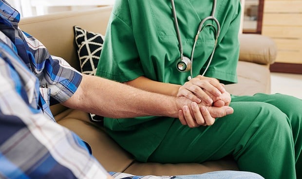 El empleo médico en la privada crece un 7% mientras en la pública cae 1,7%