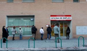 El empleo sanitario crece 5 veces más despacio que la media general