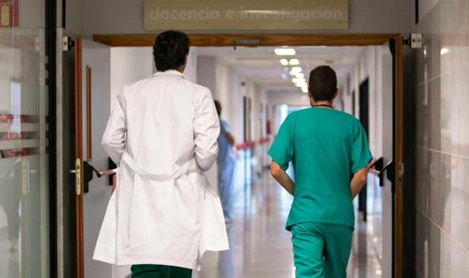 El empleo sanitario recupera el 'efecto verano' perdido durante la pandemia