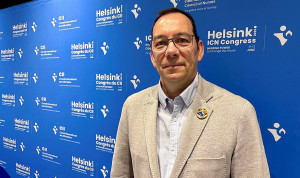 Hito para la Enfermería española: José Luis Cobos, presidente del CIE