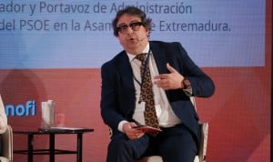  José María Vergeles, exconsejero de Sanidad y Políticas Sociales de la Junta de Extremadura presenta su precandidatura a la Secretaría General del PSOE en la CCAA