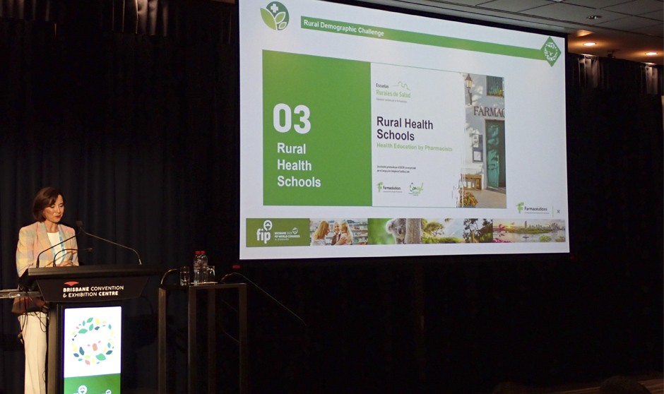 Raquel Martínez, secretaria del Consejo General de Farmacia, en el 81º Congreso Mundial de Australia. 