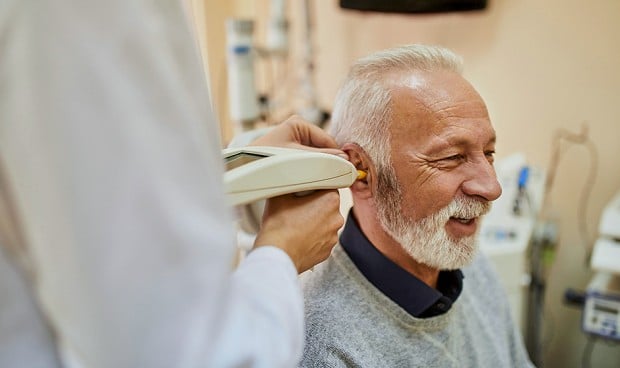 Audiología: de FP superior sanitario con pleno empleo a grado universitario