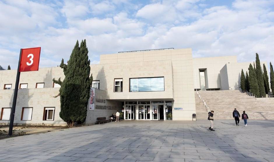 El futuro de la facultad de Medicina de Alicante, a los juzgados