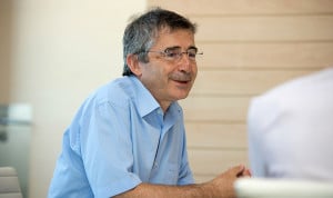 La Dirección del Servicio Cántabro de Salud (SCS) apostará por un nuevo modelo de gobernanza basado en la descentralización de competencias