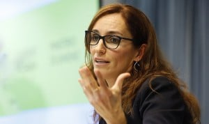 La ministra de Sanidad, Mónica García, prohíbe los vaper de sabores y endurece los etiquetados.