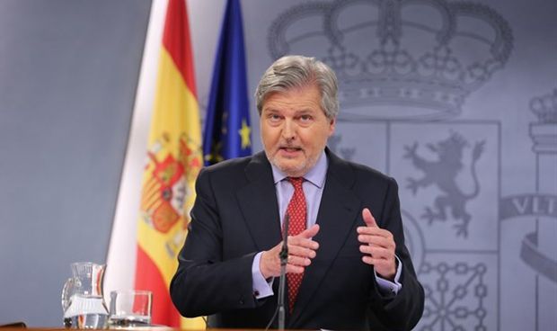 El Gobierno aprueba llevar al Constitucional la sanidad universal catalana