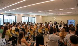 La UAO CEU estrena el Grado en Enfermería con 80 alumnos en su primera promoción