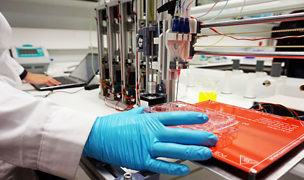 El Gregorio Marañón participa en una bioimpresora 3D de piel humana