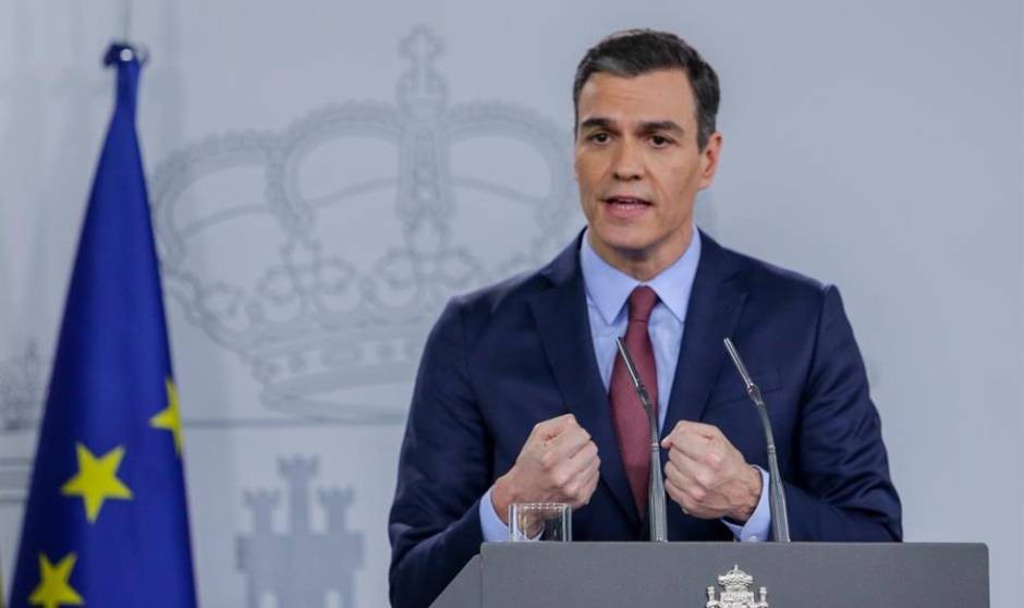 El guiño de Sánchez a los sanitarios más 'vacunadores'