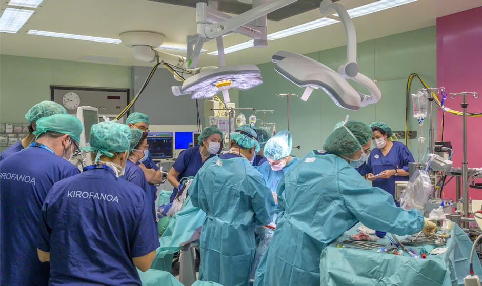 Uno de los quirófanos del Hospital de Cruces que cambiará con la nueva reforma energética. 