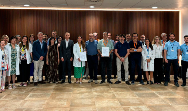 El hospital recibe este prestigioso sello que reconoce la excelencia en la gestión de los gases medicinales en el centro.