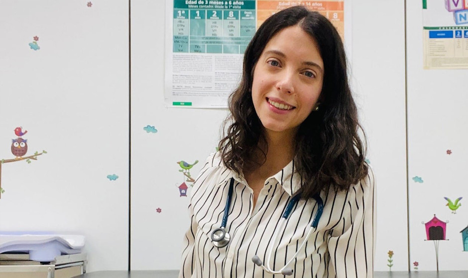  María Urretavizcaya, especialista del Servicio de Pediatría del Hospital Universitario General de Villalba alerta de daños permanentes en niños por el sol