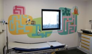 El Hospital de Villalba incorpora una decoración terapéutica en Pediatría