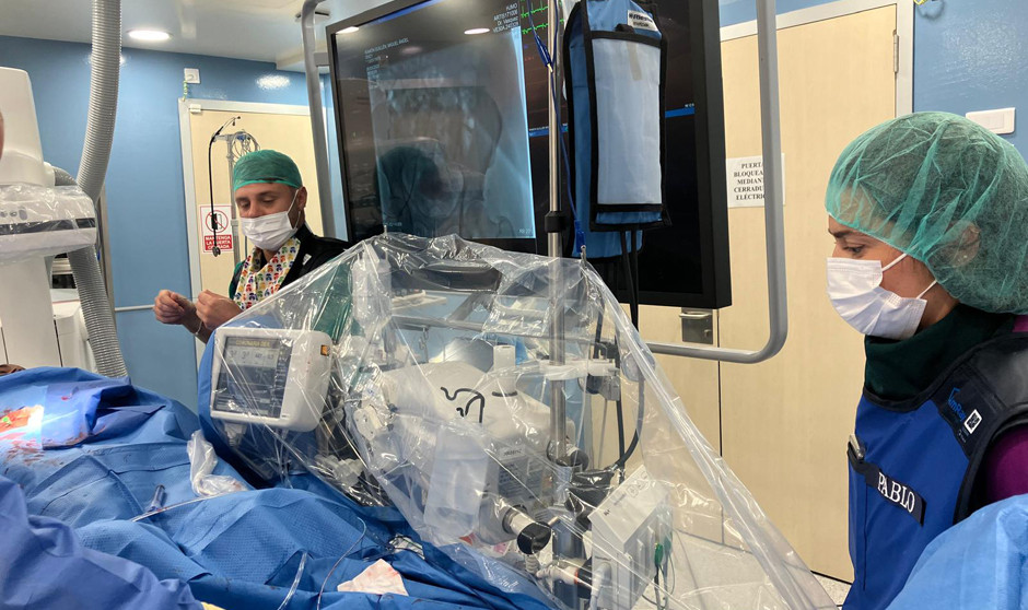 El Hospital Universitario Doctor José Molina Orosa incorpora una nueva técnica en Hemodinámica