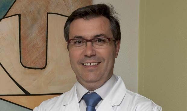 El Hospital San Juan de Dios "revisa" pero no elimina la pseudociencia