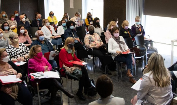 El I Consejo de Pacientes del Hospital de Dénia reúne a 30 asociaciones