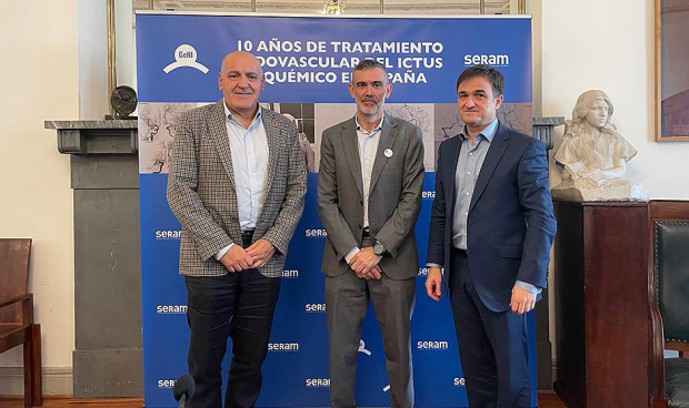 José C. Albillos, presidente de Seram; Pedro Navia, presidente Geni; y Julio Agredano, presidente de la Fundación Freno al Ictus. 