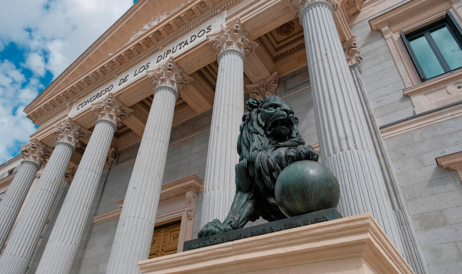 El impulso parlamentario al psicólogo sin PIR, rumbo al Pleno del Congeso