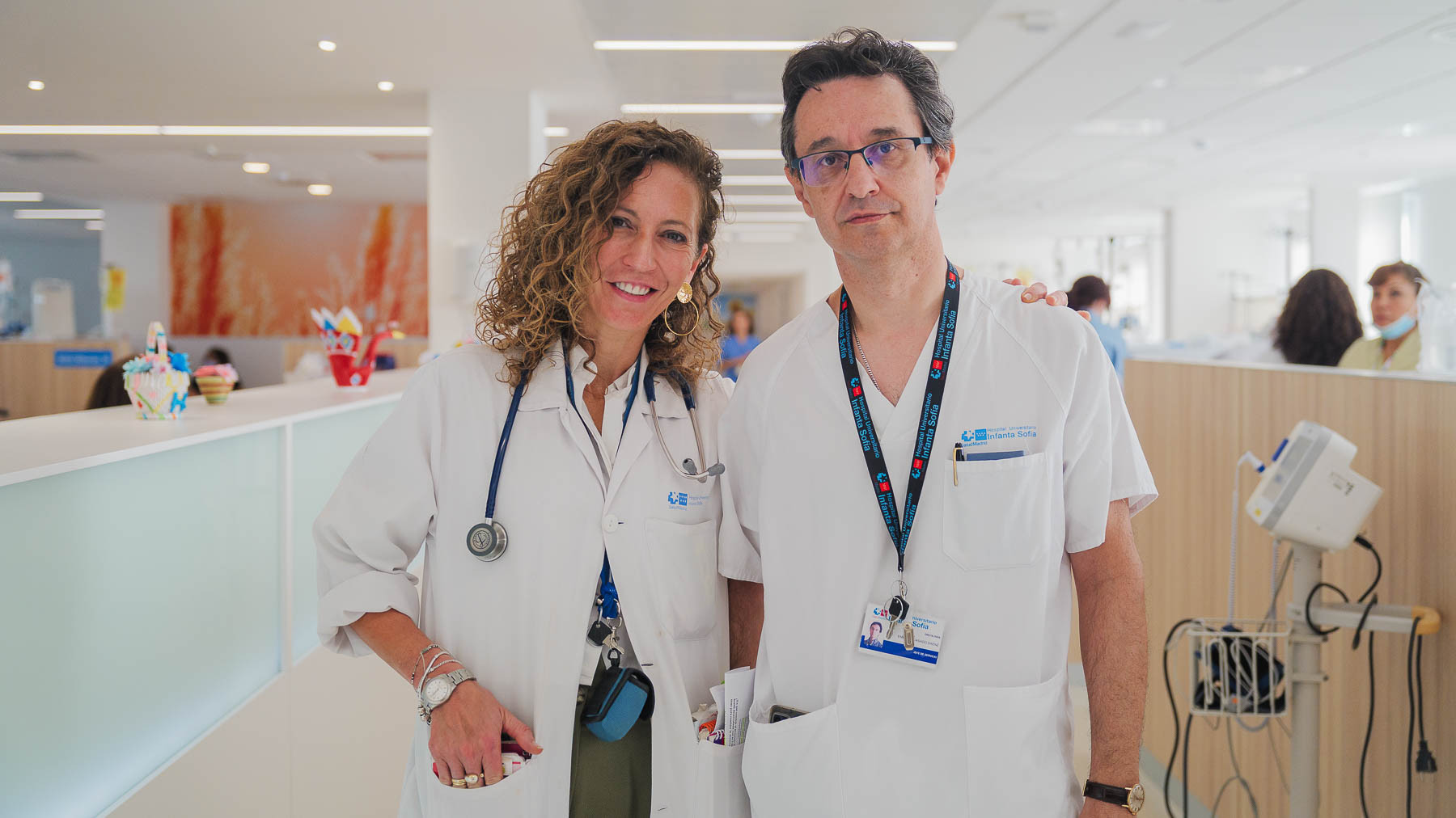  María Sereno y Enrique Casado. El Infanta Sofía, una visión humanista y 'de todos' en cáncer de pulmón; así aborda este hospital madrileño esta enfermedad