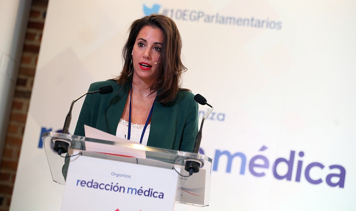 El inicio más humano para la cita de la sanidad parlamentaria