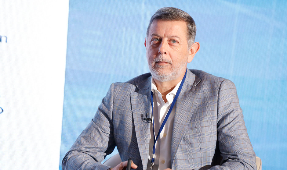 La AEIH valora la inclusión de ingenieros en la sanidad valenciana pero señala la necesidad de más perfiles