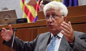 El Justicia señala la "necesidad social" de aumentar médicos en Aragón