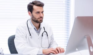 El 'manual' lingüístico que todo futuro MIR debe leer al llegar al hospital