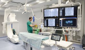 El Marañón adquiere un equipo pionero de Radiología con tecnología híbrida