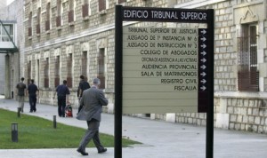 El MIR extracomunitario tiene el mismo derecho a cobrar paro que el español