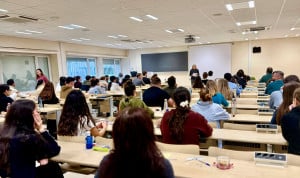  Un momento durante el examen MIR. Lograr la última plaza MIR disponible en 2026 solo exige tener 27 netas