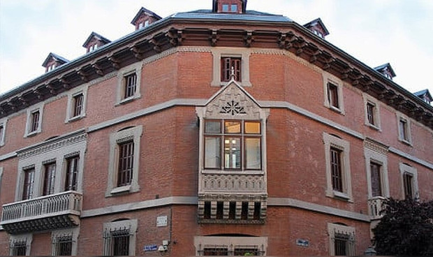 El mutualismo del 'hermano' judicial de Muface crece durante su gran crisis