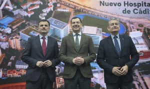 Bruno García, alcalde de Cádiz; Juan Manuel Moreno, presidente de la Junta y Antonio Sanz, consejero de Sanidad, Presidencia y Emergencias, respectivamente.