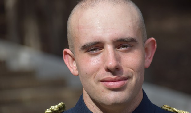 El número 1 del PIR militar: "Es una profesión que nace de la vocación"