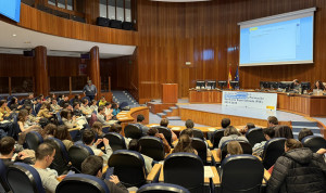 El número de especialistas MIR que abandonan su plaza se duplica desde 2021