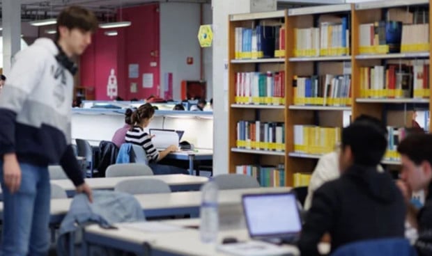 El país donde los estudiantes de Medicina trabajan por sobrevivir